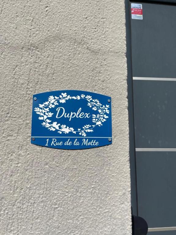 فيلا Duplex De La Motte Beaumont-sur-Sarthe المظهر الخارجي الصورة